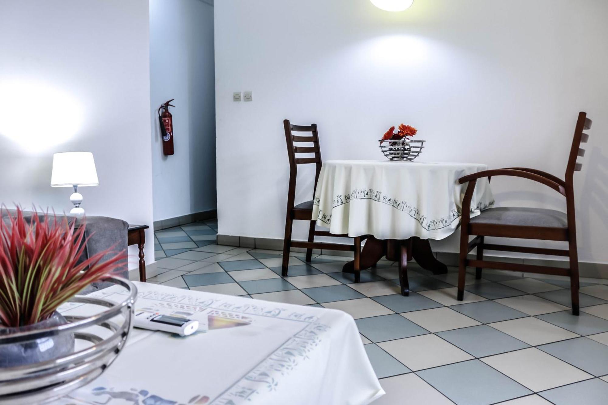 Tchero Appartement 1 Duala Zewnętrze zdjęcie